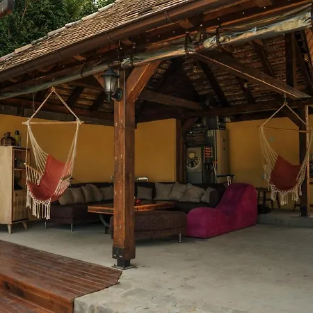 Lazina Carevina * Novi Grad